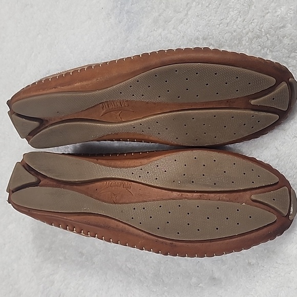 Pikolinos Jerez Women's Slip On Leather Moccasins - Picture 9 of 12